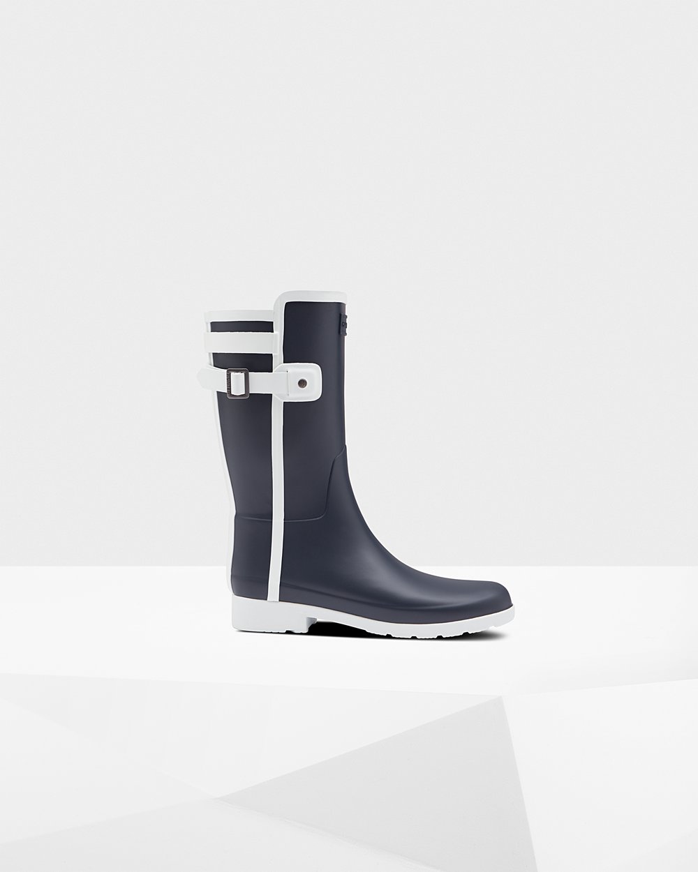 Women Hunter Refined Slim Fit Contrast | Short Rain Boots Navy/White | NZ-53976-JOCE